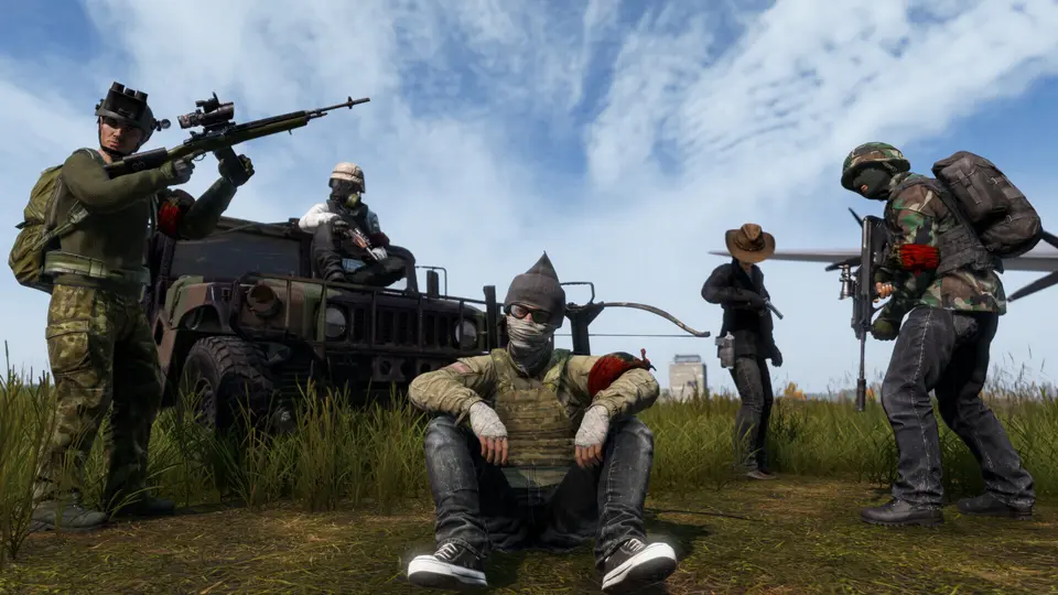 Официальный скриншот DayZ: группа выживших у военного Humvee